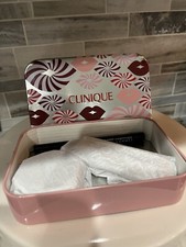 Clinique BLACK HONEY Must Have Makeup Gift Set LIMITED EDITION NEW IN TIN