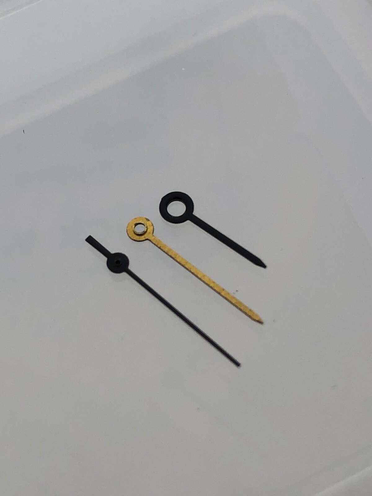 Small quartz watch hands (Hr/Min/Cs.) Dia. 1.2 x 0.7 x 0.17 3