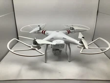 DJI Phantom 3 Standard Quadcopter Camera Drone Lots Of Xtra’s, Blades, Box!