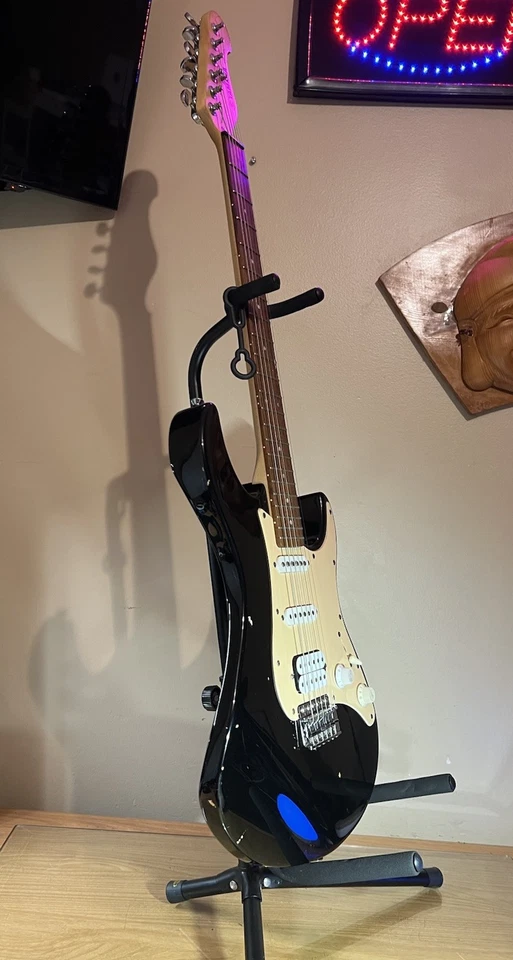 Yamaha EG112C Electric Guitar with Ibanez Soft Case – Black Finish - Image 4 of 4