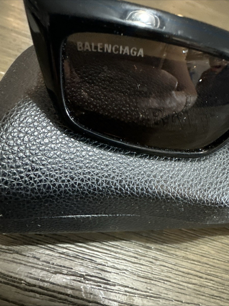Balenciaga BB0047S Square Sunglasses Balenciaga Sunglasses Women Square Black LOGO Mod. BB0047S  main image 3