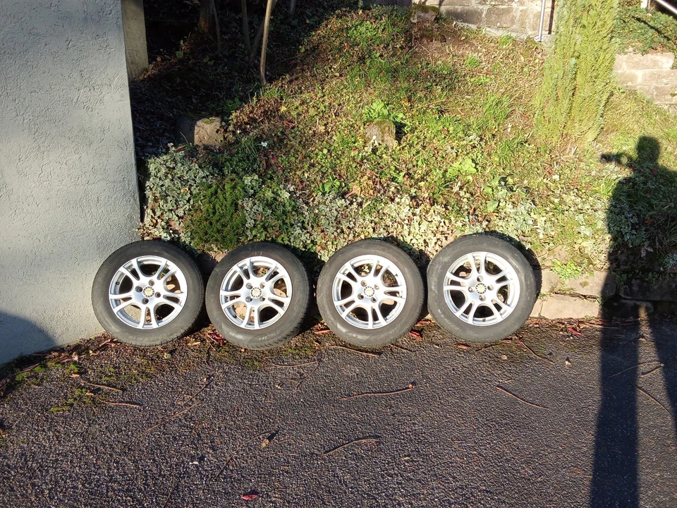 1 Satz Alu kompletträder  185 65 R15 Zoll Lochkreis 100. - Bild 2 von 4