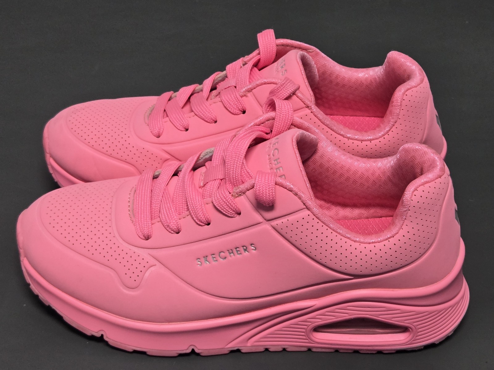 Uno Gen 1 Neon Pink 310525l Size 3 Kids