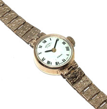 Ladies/womens 9ct yellow gold round faced 'Rotary' wristwatch