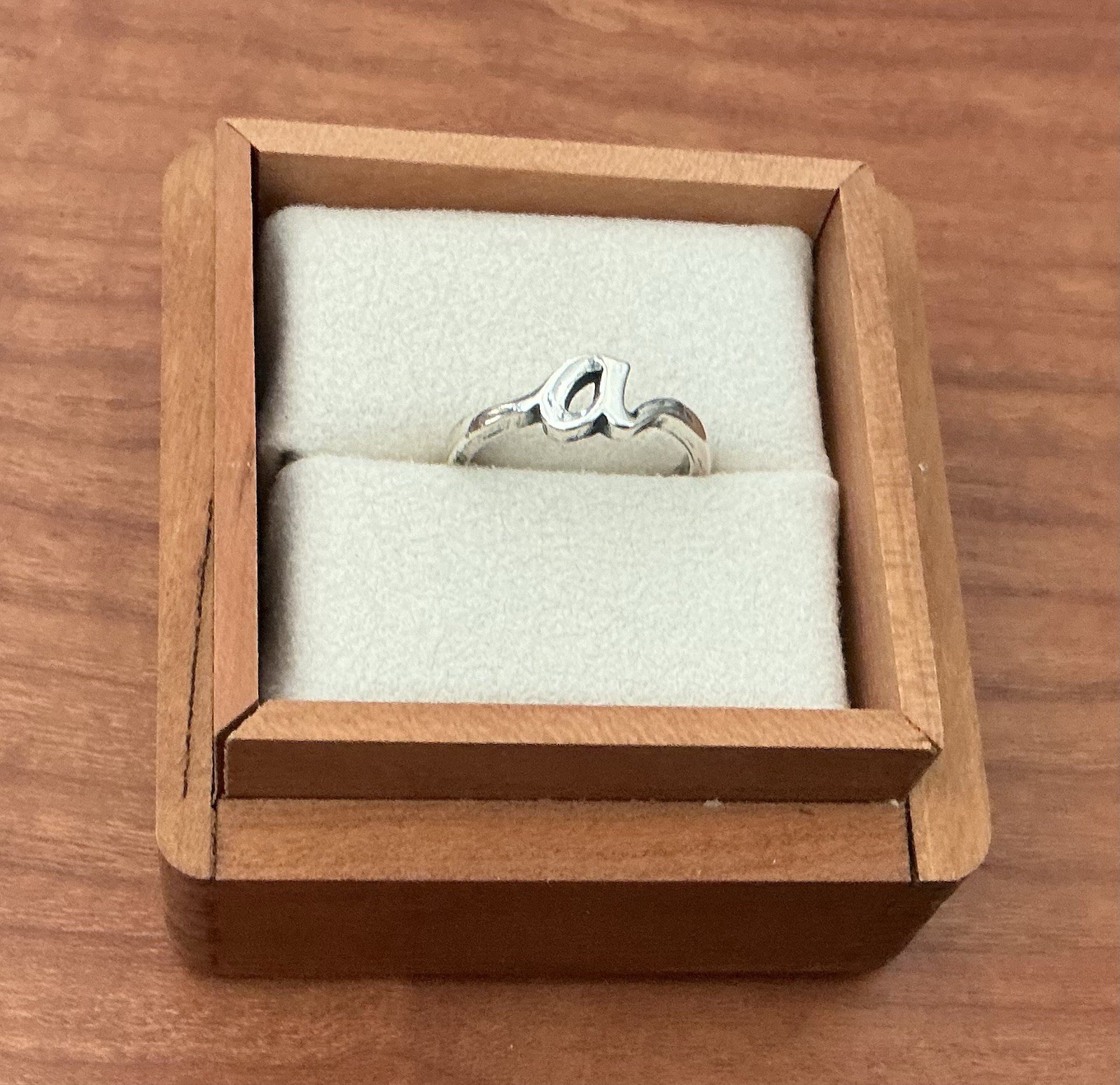 James Avery Cursive A Initial Ring Sterling Silve… - image 5