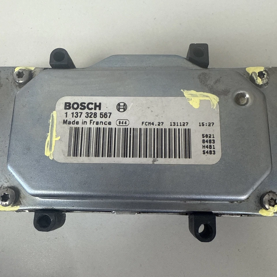 Módulo de control del ventilador de refrigeración Ford Focus 2012-2018 1137 328 567 OEM Foto 2 de 4