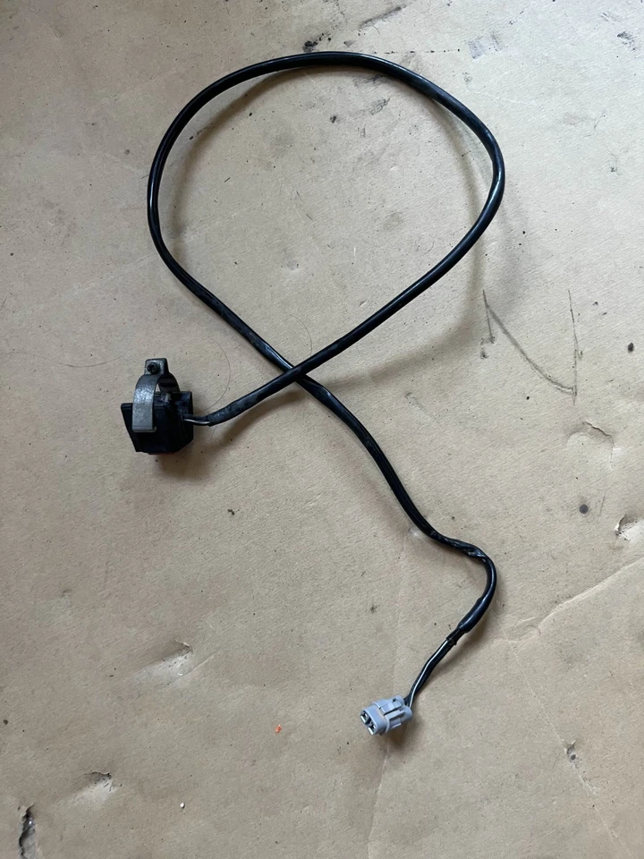 Yamaha YZ250F 2002 botón de interruptor de apagado Foto 2 de 4