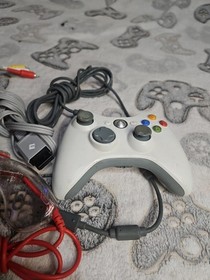 Video Game Lot , Nintendo Xbox, cables 