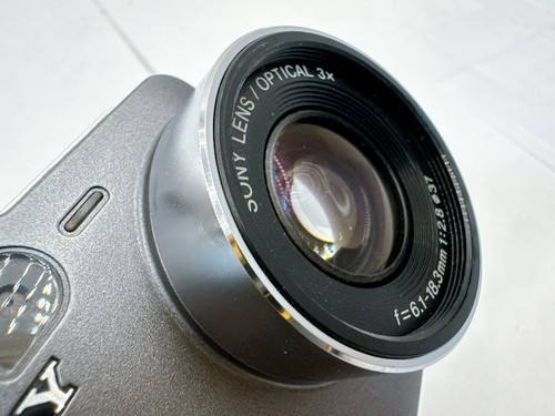 Sony CyberShot DSC-S30 1.3MP 3x Optical Zoom Digital Camera w/Battery & Memory - Picture 4 of 18