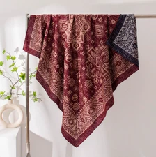 70% Cashmere 30% Silk 140X140cm totem Print Shawl Square Scarf Neckerchief new
