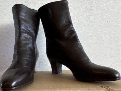 Delgado Botticelli Brown Leather Ankle Bootie Almond Toe Block Heel Zip EU37