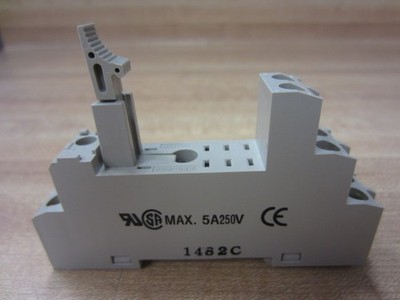 Omron P2RF-08-E Relay Socket P2RF08E