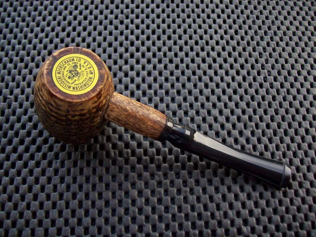 Missouri Meerschaum Corn Cob Pipe Country Gentleman Bent Black Danish