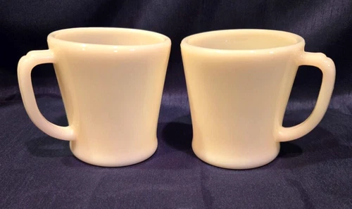 Vintage Fire King Coffee Mugs/Cups White Milk Glass and Ivory (1950s) D Handle 2