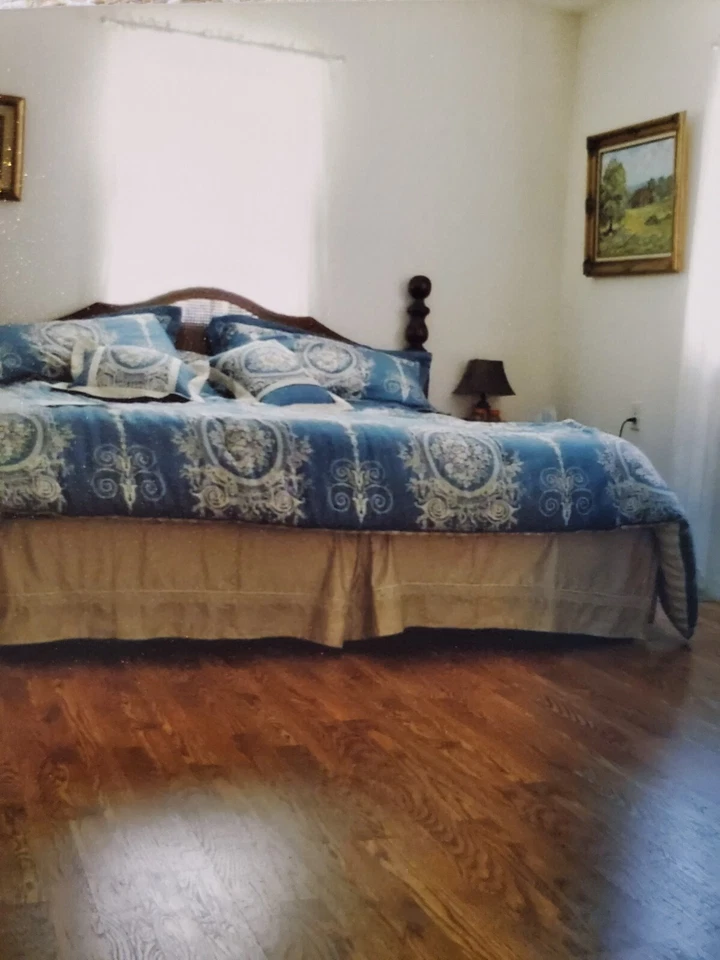 Almohadas edredón Croscill King azul y crema usadas COLONIALES Foto 3 de 4