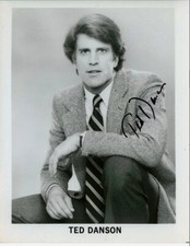 Autographes Todd Mueller signés Ted Danson "Cheers" noir et blanc auto 8 x 10 début • certificat d'authenticité