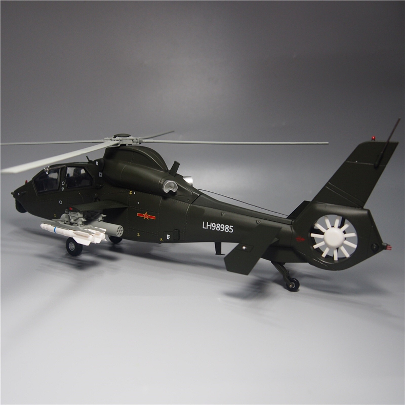 33.5cm Diecast Alloy 1/48 Chinese Z-19 Helicopter Aircraft Model Toy Gift