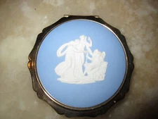 Vintage Stratton Blue Wedgwood Jasperware Compact Makeup Mirror No Powder Englan
