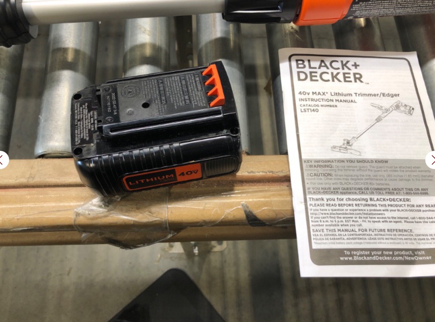 BLACK+DECKER LST140C 40V MAX 13 Inch String Trimmer Edger 885911487573