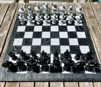 Avengers chess  Pieces