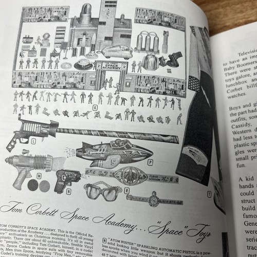 MORE BOYS' TOYS OF THE FIFTIES AND SIXTIES M. Ward Xmas Thomas W. Holland Book - Picture 17 of 24