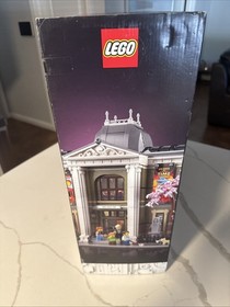 Lego ICONS: Natural History Museum 10326 New Sealed Box