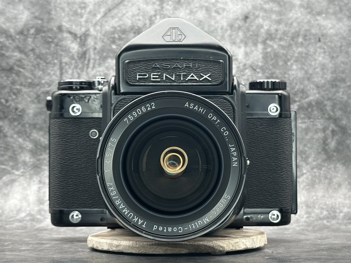 Near MINT] PENTAX 67 6x7 SLR Film Camera + SMC 75mm 135mm 200mm