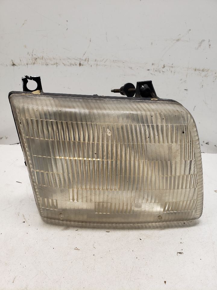 Passenger Right Headlight Fits 98-03 DODGE 1500 VAN 1433052
