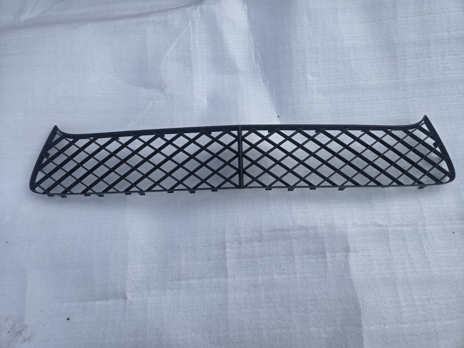 Bentley Continental Gt Gtc S V8 front bumper center grill Black OEM Sport 