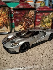 1/18 Maisto 2017 Ford GT Silver Metallic/Black Stripes
