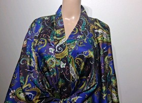 Lise Charmel Luxurious Silk Multicolor Paisley Print Robe One Size