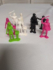 1970 Tim Mee Galaxy Laser Space Team Astronauts 9 Aliens Plastic Figures vtg 2  