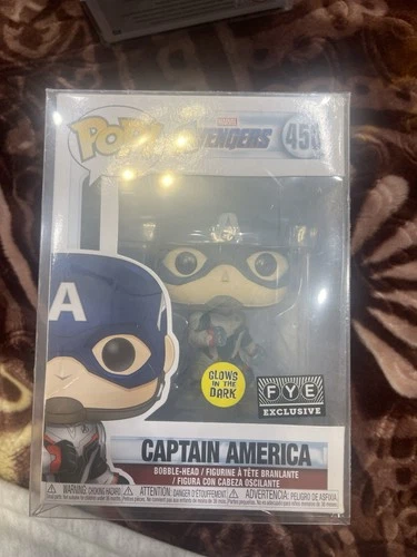 Funko Pop! Vinyl Marvel Avengers Captain America #450 FYE Exclusive Glow
