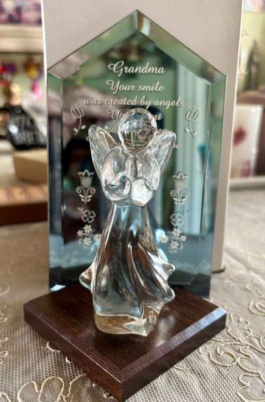Grandma Mirror, Poem, Angel Plaque Statue ￼