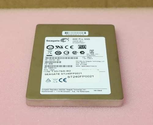 Seagate 600 Pro 240 GB SATA 6 Gb/s 2,5" FW:B690 unità a stato solido ST240FP0021 - Foto 2 di 8