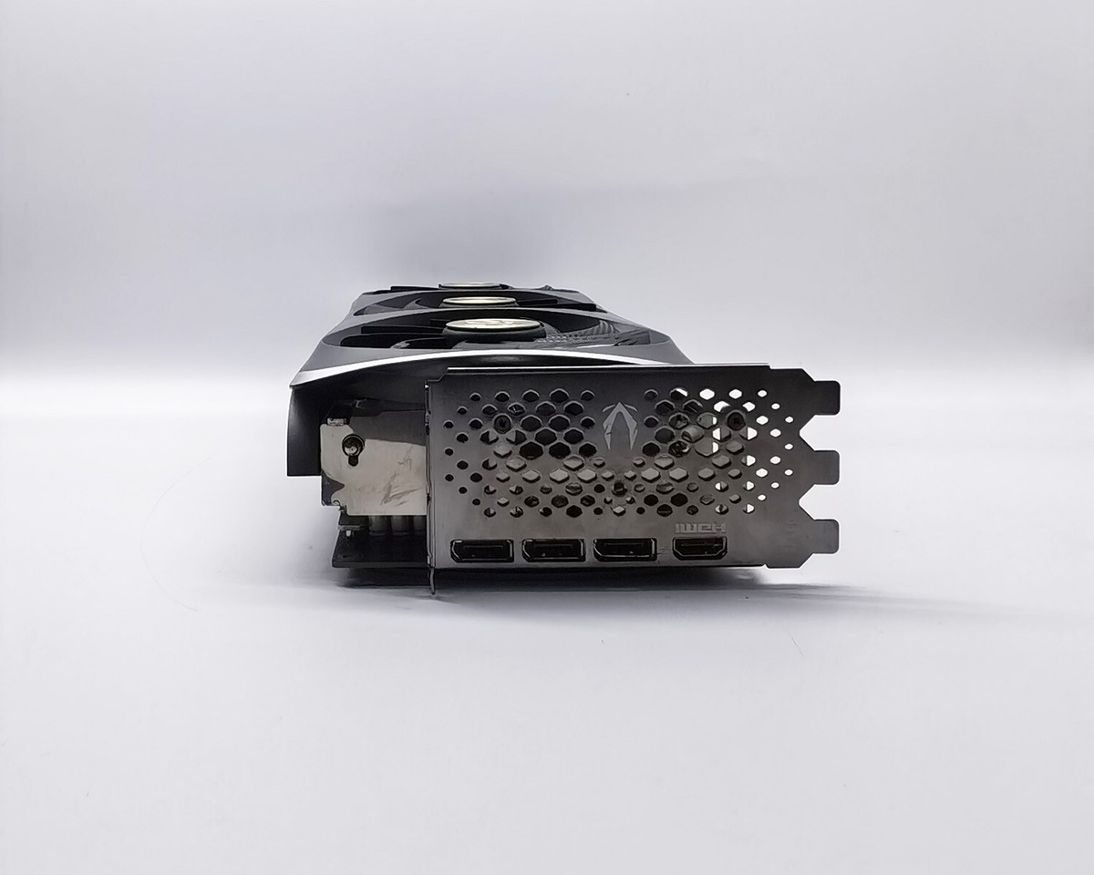 For Parts) Zotac RTX 4090 AMP Extreme AIRO GPU No Core & VRAM