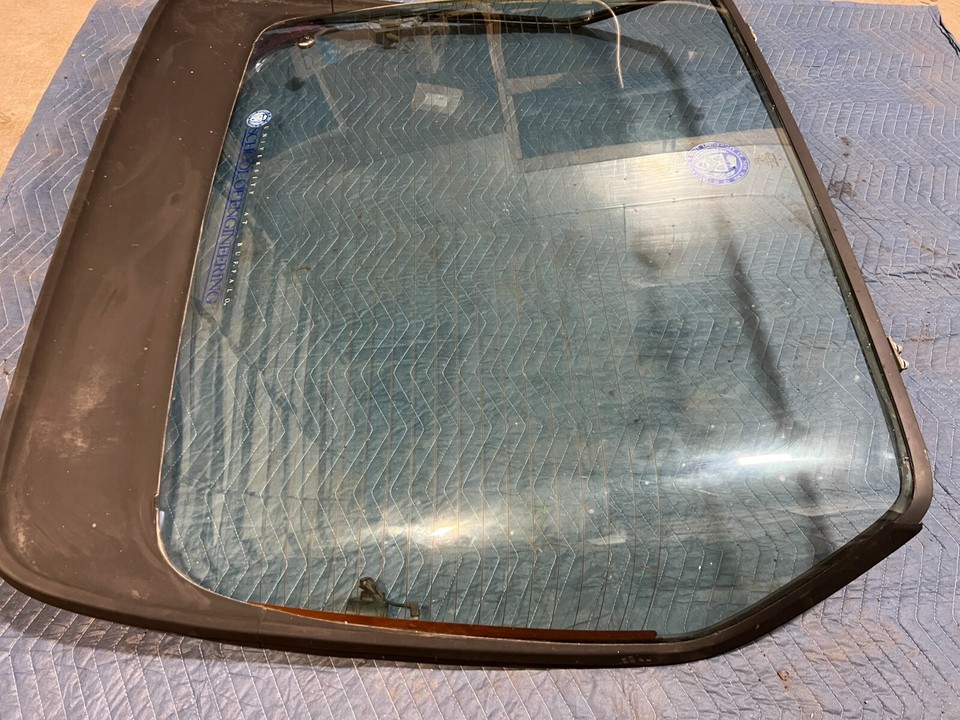 1983-1985 Porsche 944 Rear Hatch Windshield Window Glass Assembly OEM ...