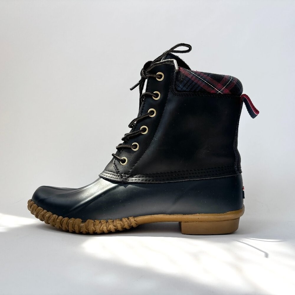 Tommy Hilfiger Lace Up Rubber Sole Lace Up Russel Rain Ankle Boots - Sz 8 thumbnail 2