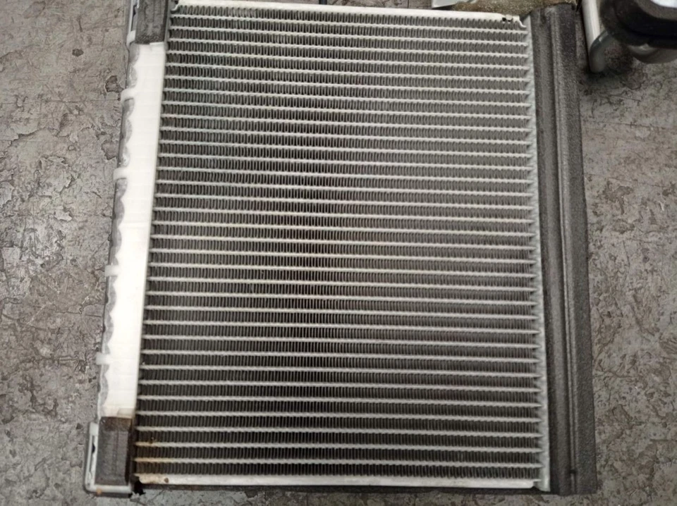 Evaporador de aire acondicionado HONDA CR-Z (ZF) 1.5 HYBRID Foto 3 de 4