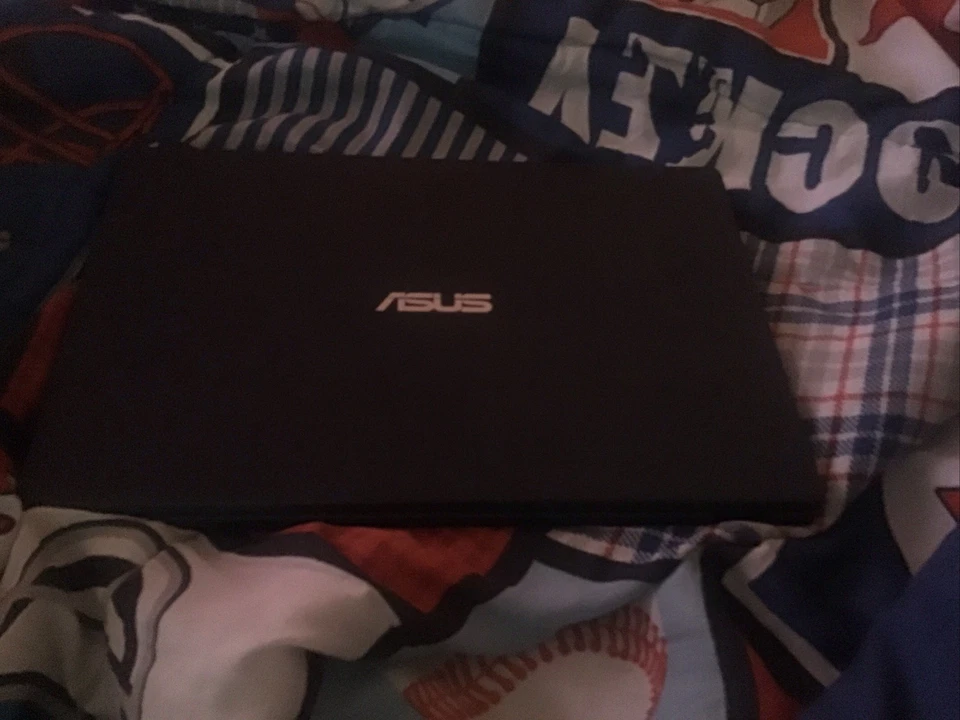 Notebook Asus - Imagem 2 de 2