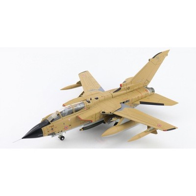 Hobby Master 1:72 Tornado IDS MM7074 Italian Air Force Al Dhafra AB 1991 HA6730