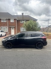 Ford Focus Zetec 1.6 Petrol 5 Door 2011