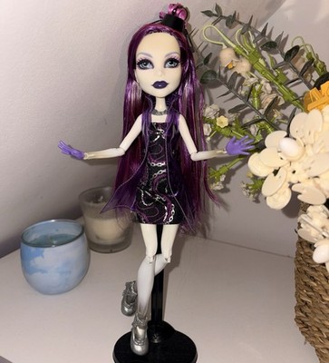 Monster High Spectra Vondergeist Ghoul s Night Out