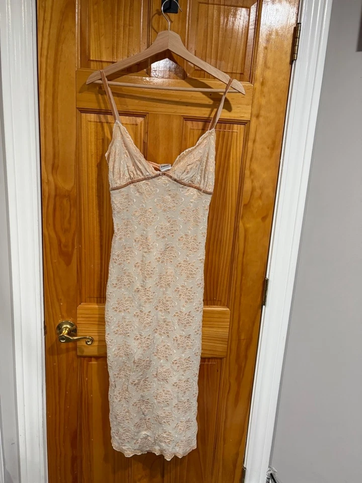 Frederick’s of Hollywood Slip Dress XL Peach Floral Lace Satin Vintage Feminine - Image 3 of 4