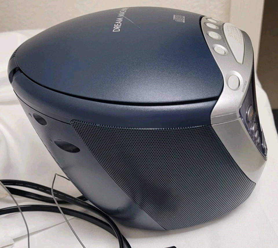 Sony Dream Machine ICF-CD843V TV/Weather/AM/FM Clock Radio CD Digital Tuner - Image 3 of 4