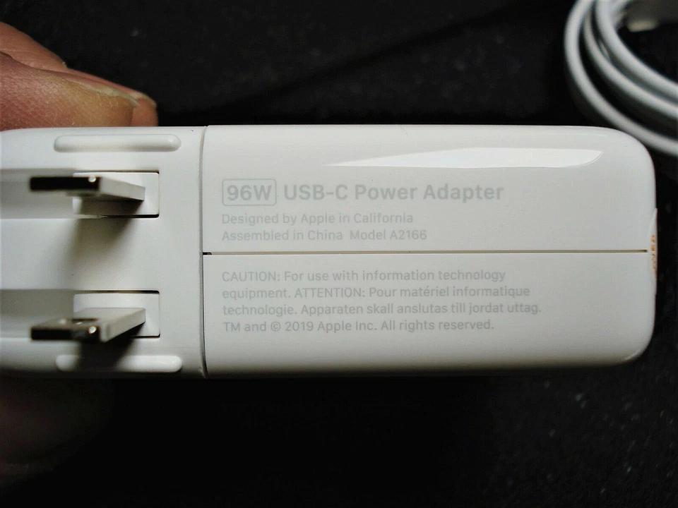 Original 96W USB-C Power Adapter Charger for MacBook Pro 16" A216 Pro 15" A1708 - Image 4 of 4