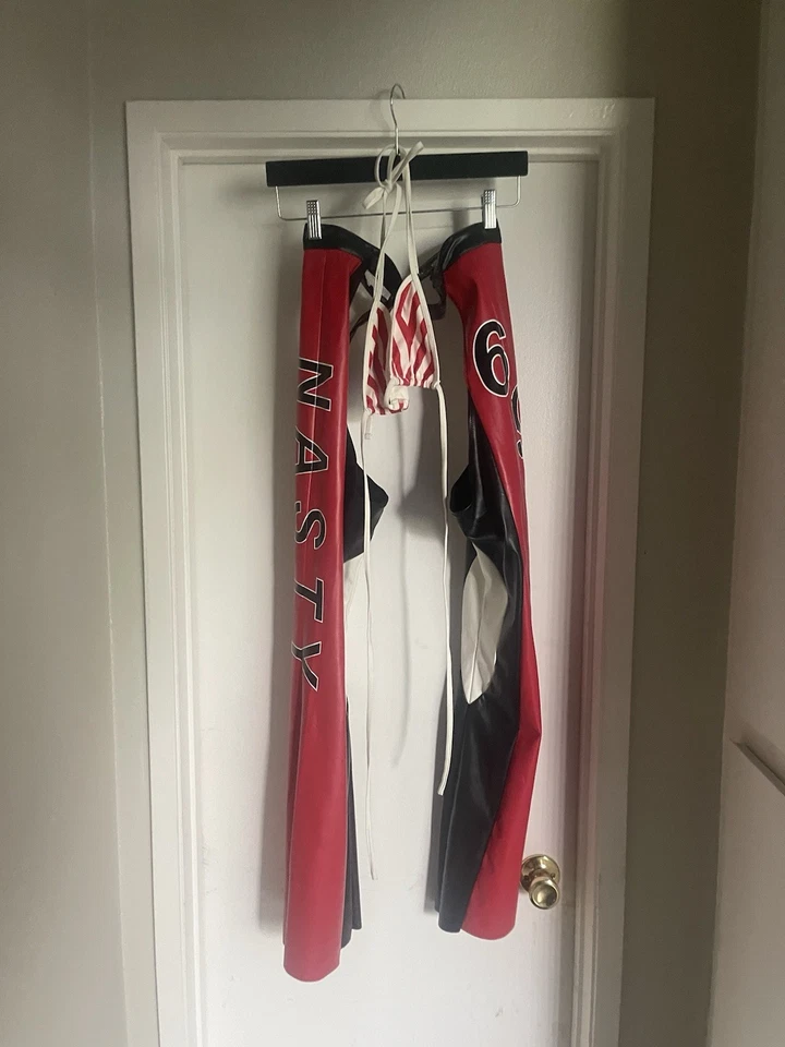 Xtins Gonna Get Dirrrty Ring the Bell Fit - Image 4 of 4