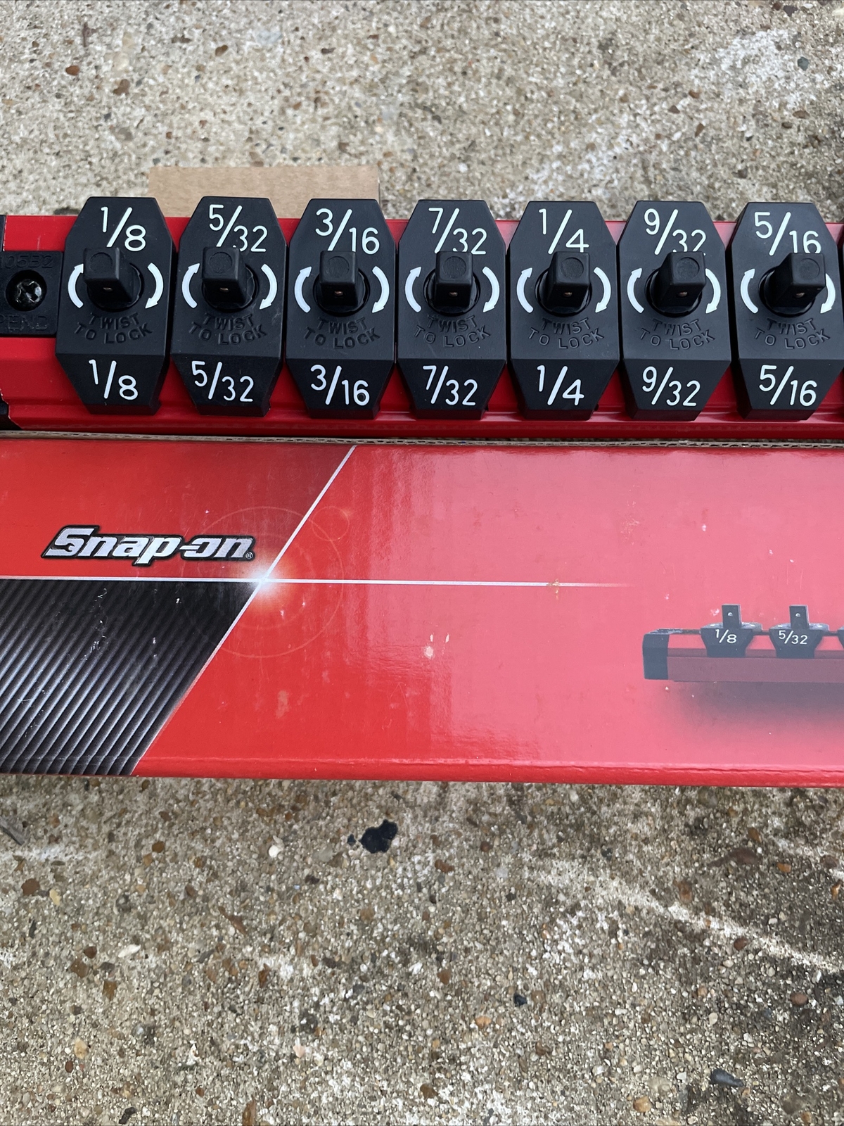 Snapon NEW RED 1/4" Drive 14 Post LockASocket Rail LAS14SR