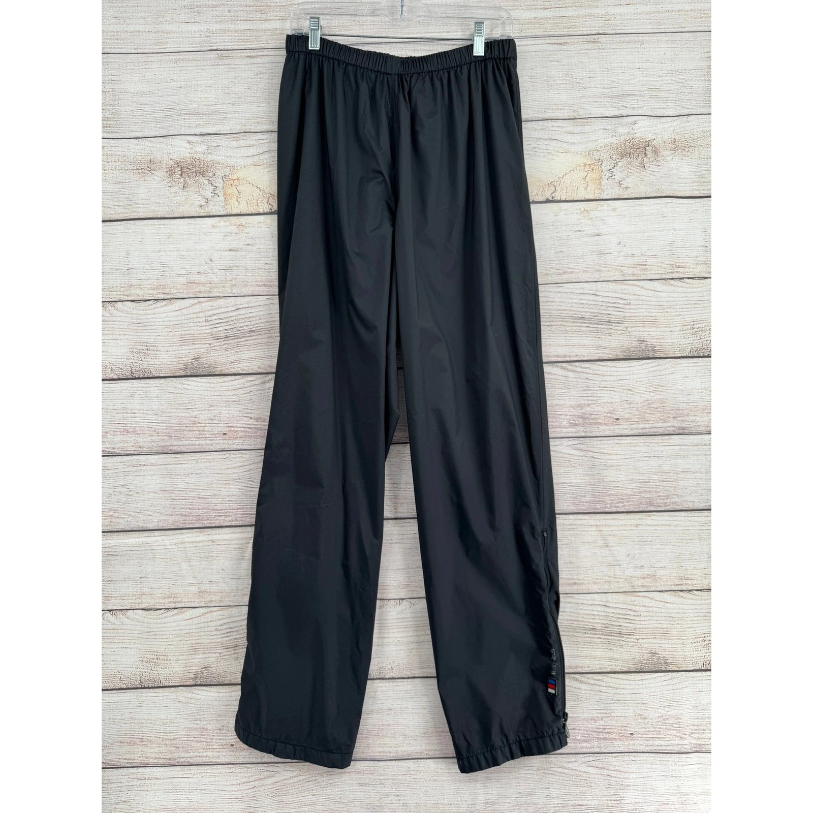 Helly Hansen Nylon Rain Over Pants Mens XL Black Ankle Zips Elastic Waist
Opens in a new window or t