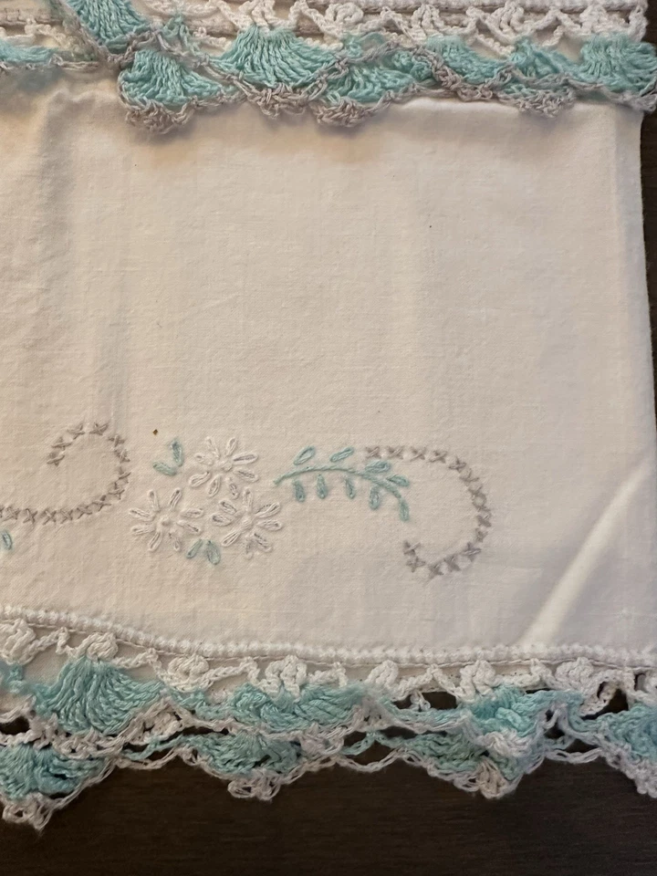 Juego de funda de almohada de algodón verde menta vintage zapatos de caballo bordados a ganchillo Foto 4 de 4